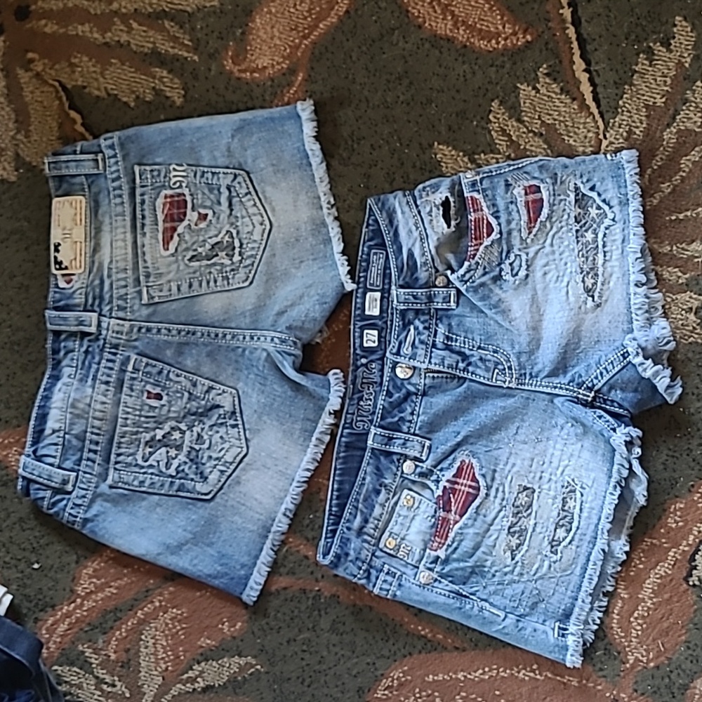 Women's Miss Me shorts
